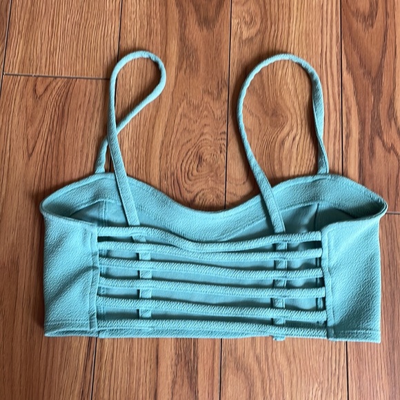 *Free with purchase!* UK2LA Bralette - Picture 2 of 4
